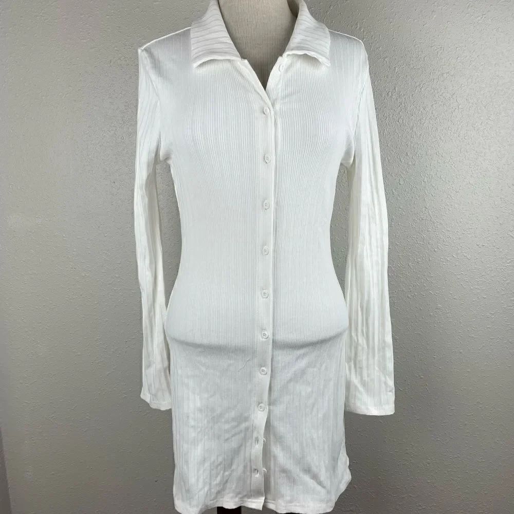 NWT L.A. Hearts White Button Down Cardigan Sweater Size M